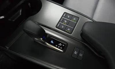 Lexus UX 2026, 4070 км, за 44500000 KRW - фото 9