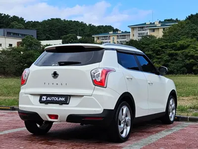 KG_Mobility_Ssangyong TIBOLI 2015, 93474 км, за 8800000 KRW - фото 2