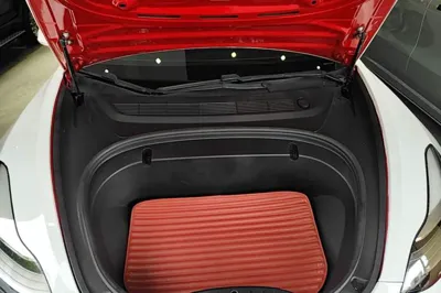 Tesla Model 3 2019, 75800 км, за 109535.68 CNY - фото 42