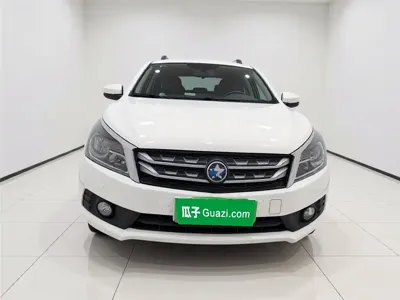 Venucia T70 2017, 64300 км, за 17900 CNY