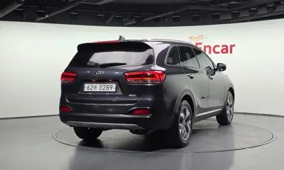 Kia Sorento 2016, 182162 км, за 9000000 KRW