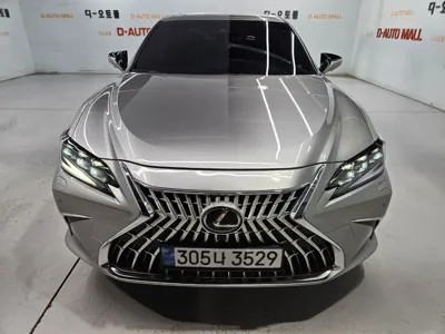 Lexus ES · 2026 год