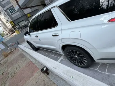 Hyundai Palisade 2023, 64880 км, за 36600000 KRW