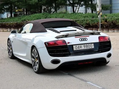 Audi R8 2011, 136419 км, за 51990000 KRW
