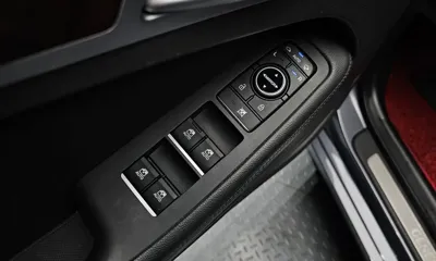 Hyundai Genesis 2016, 109027 км, за 10990000 KRW - фото 16