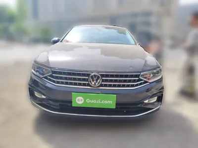 Volkswagen Magotan 2023, 23900 км, за 145530.79 CNY