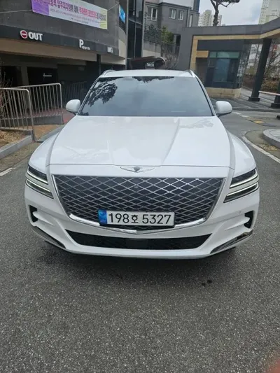Genesis GV80 · 2023 год