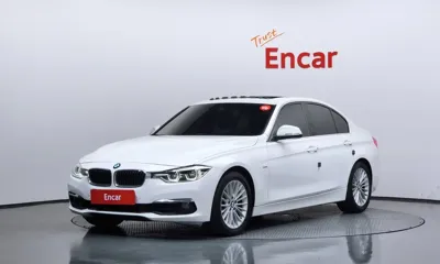 BMW 3-Series · 2017 год