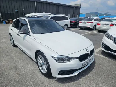 BMW 3-Series · 2016 год