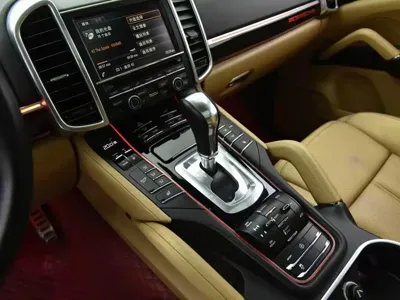 Porsche Cayenne 2015, 170000 км, за 132500 CNY - фото 14