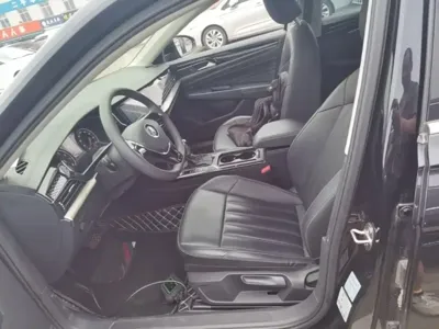 Volkswagen Passat 2019, 162600 км, за 57900 CNY - фото 15