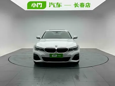 BMW 3 Series 2022, 54000 км, за 179800 CNY - фото 2
