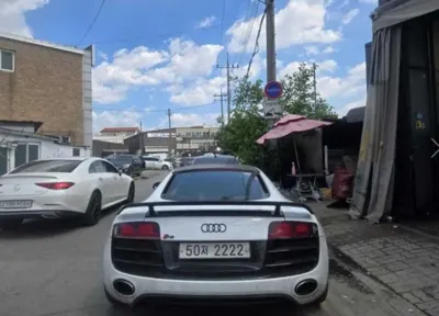 Audi R8 2010, 110079 км, за 50000000 KRW