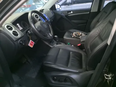Volkswagen Tiguan 2016, 122500 км, за 57437.1 CNY - фото 18