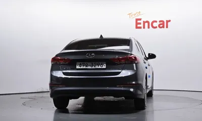 Hyundai Avante 2018, 115046 км, за 9500000 KRW