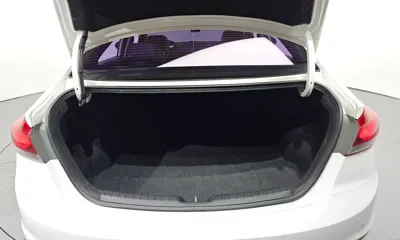 Hyundai Avante 2018, 112687 км, за 10500000 KRW - фото 16