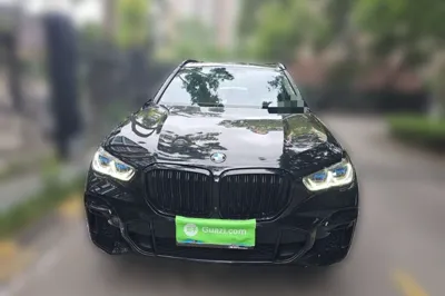 BMW X5 2022, 54500 км, за 347593.77 CNY