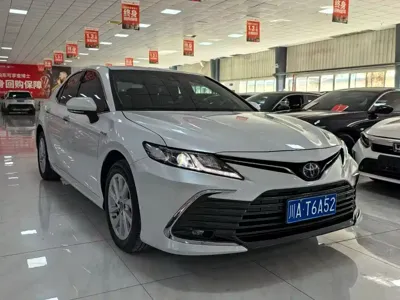 Toyota Camry 2022, 40000 км, за 142000 CNY
