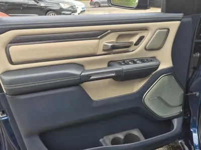 Dodge Ram Pick Up 2020, 13500 км, за 75900000 KRW