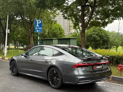 Audi A7 2021, 104000 км, за 245799 CNY - фото 4