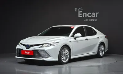 Toyota Camry · 2019 год