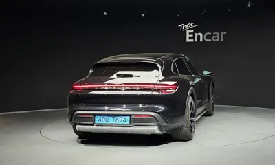 Porsche Taycan 2025, 3691 км, за 150000000 KRW