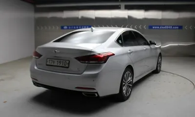 Hyundai Genesis 2014, 56599 км, за 12500000 KRW - фото 2