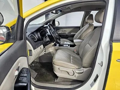 Kia Canival 2015, 121620 км, за 7500000 KRW - фото 8