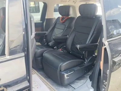 GAC Motor 传祺E8 PHEV 2024, 36700 км, за 145400 CNY - фото 24