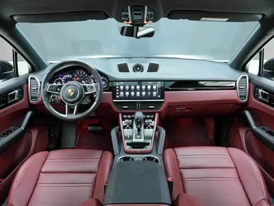 Porsche Cayenne 2023, 30000 км, за 608000 CNY - фото 6