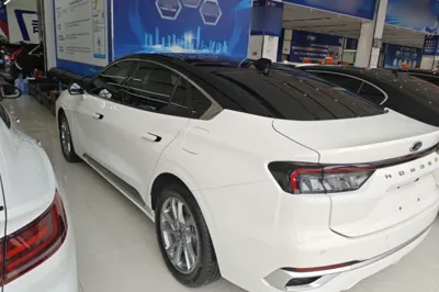 Ford Mondeo 2023, 16299 км, за 139249.6 CNY