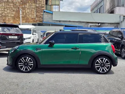 MINI Cooper 2024, 19000 км, за 27500000 KRW