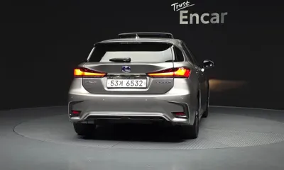 Lexus CT200h 2018, 48554 км, за 16500000 KRW