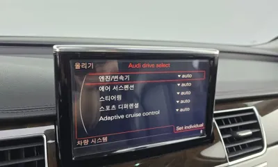 Audi A8 2015, 164818 км, за 15990000 KRW - фото 18