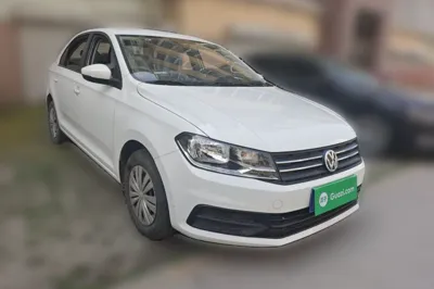 Volkswagen Santana 2021, 119200 км, за 56919.4 CNY