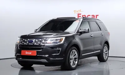 Ford Explorer · 2019 год