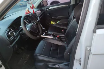 Volkswagen T-Roc 2019, 67800 км, за 54051.6 CNY - фото 15