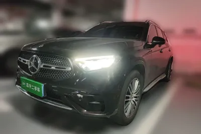 Mercedes-Benz GLC · 2025 год