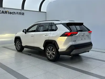 Toyota RAV4 2024, 24700 км, за 135000 CNY - фото 6