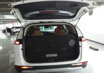 Kia Canival 2023, 109992 км, за 4680000 KRW - фото 9