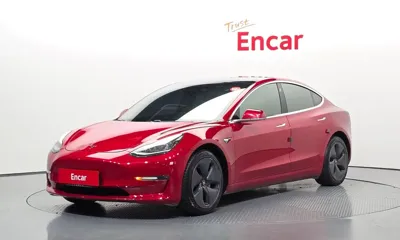 Tesla Model 3 · 2020 год
