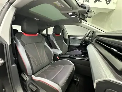 Volkswagen Lamando 2023, 27000 км, за 133000 CNY - фото 13