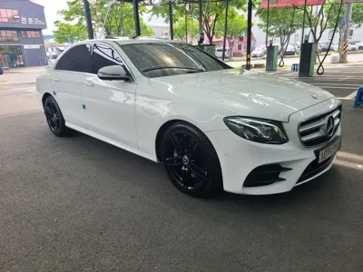 Mercedes-Benz E-Class 2019, 125910 км, за 21990000 KRW