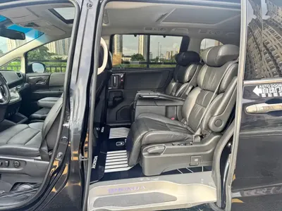 Honda Odyssey 2019, 130000 км, за 112800 CNY - фото 5