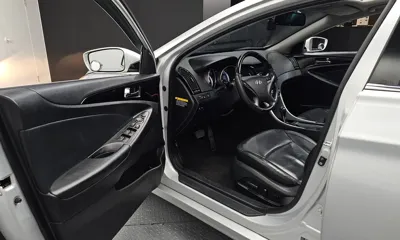 Hyundai Sonata 2011, 135643 км, за 4500000 KRW - фото 10