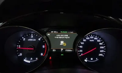 Kia Canival 2019, 175354 км, за 15500000 KRW - фото 8