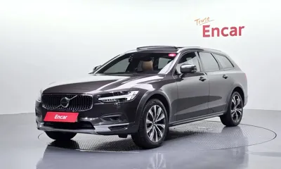 Volvo V90 · 2021 год