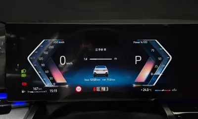 BMW 5-Series 2025, 12123 км, за 69000000 KRW - фото 8