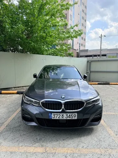 BMW 3-Series · 2021 год