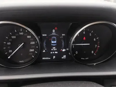 Land Rover Sport 2017, 92400 км, за 184000 CNY - фото 14
